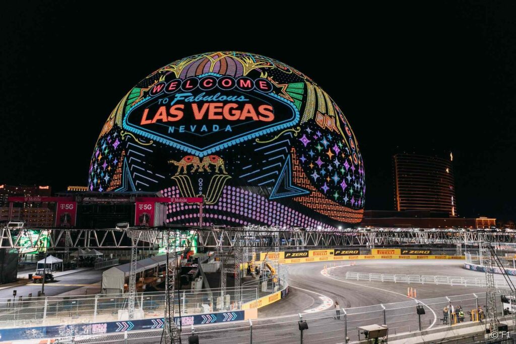 F1 라스베이거스, 꿈과 속도가 충돌하는 그곳 Pt.1 관련 이미지