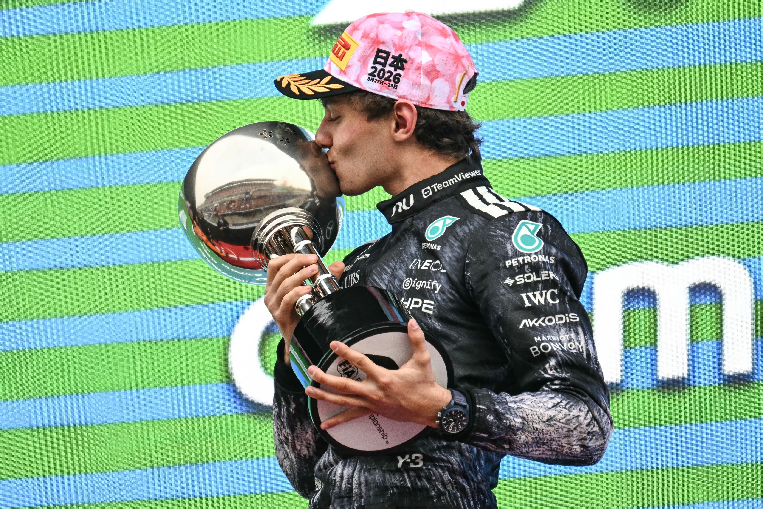 F1 일본 그랑프리 | 안토넬리 지배 관련 이미지